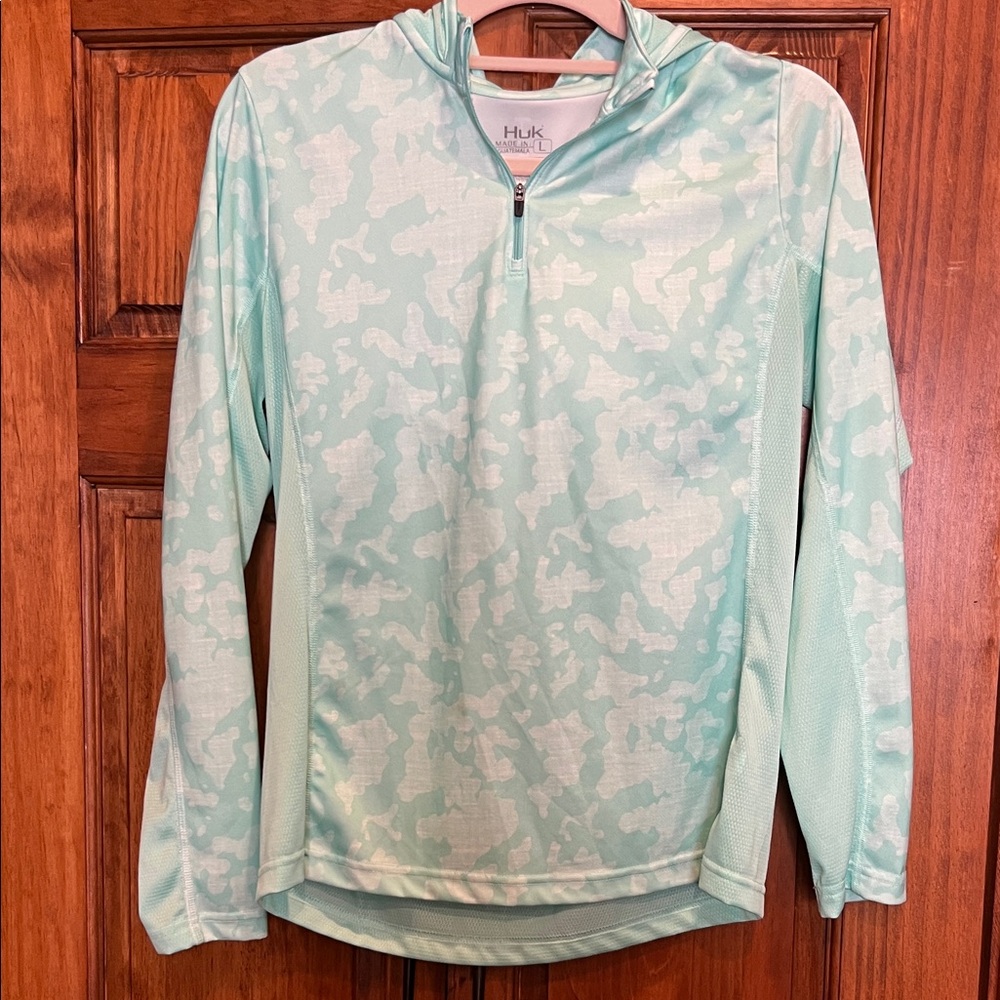 Huk Aqua Camo Pullover